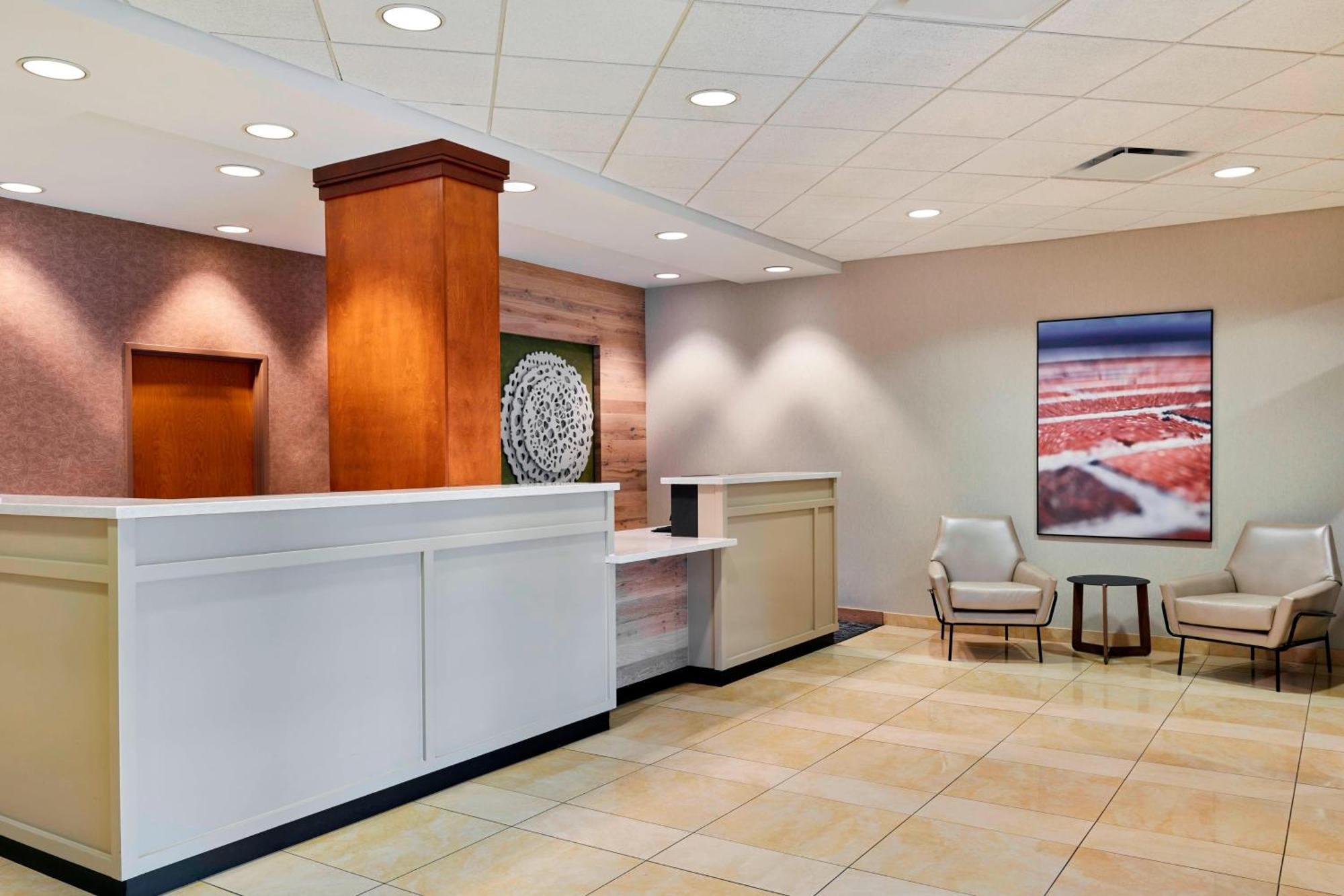 Fairfield Inn Suites Indianapolis Downtown Exterior foto