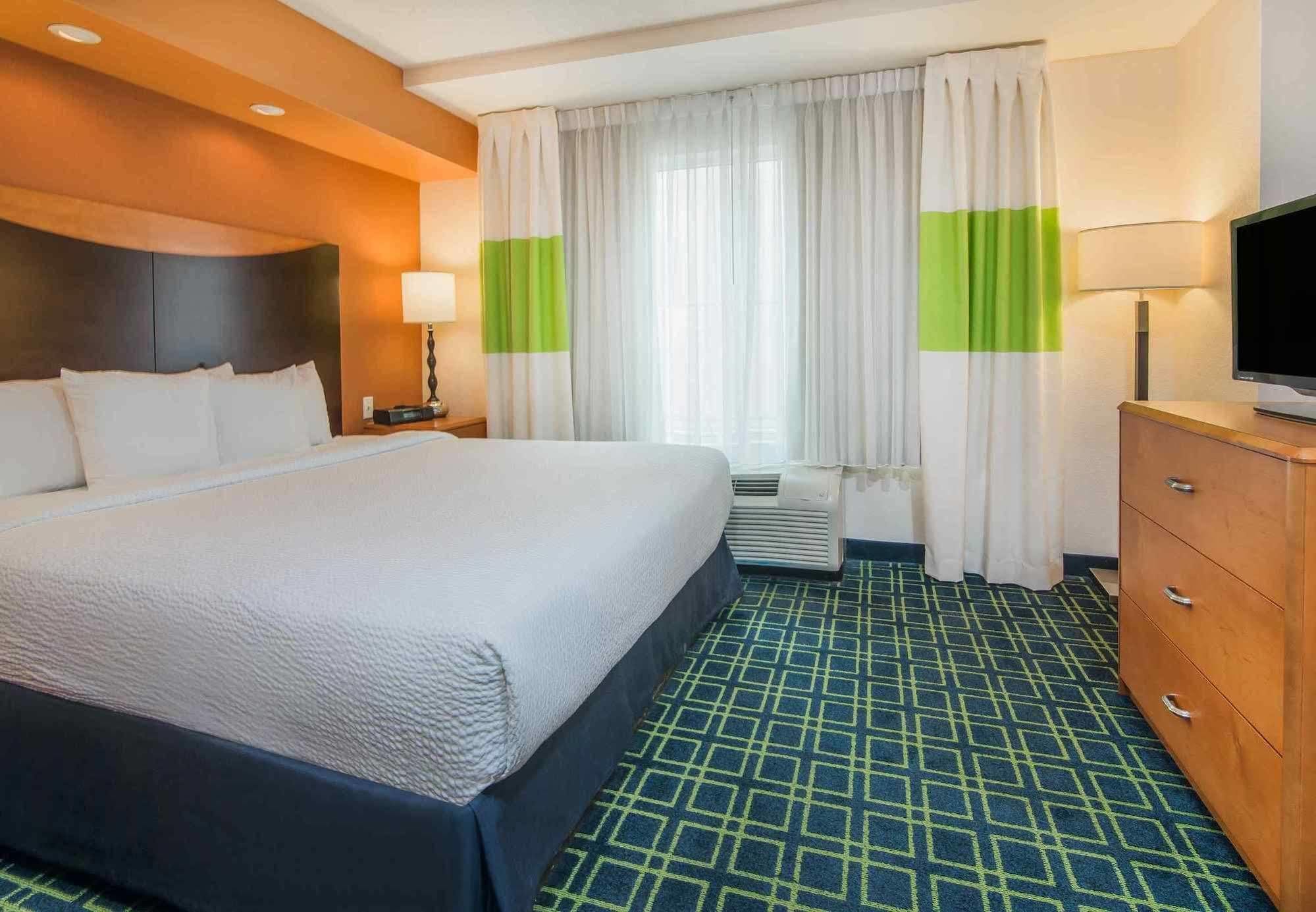 Fairfield Inn Suites Indianapolis Downtown Exterior foto